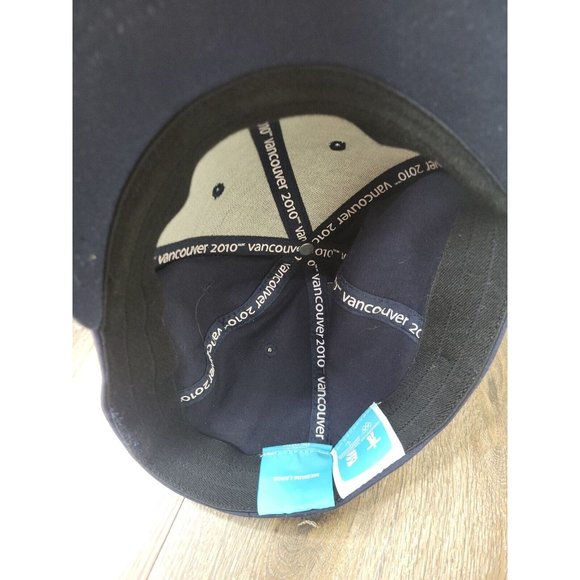 Vancouver M/L Embroidered 2010 Winter Olympic Games Navy Baseball Cap Fitted Hat - Picture 8 of 9